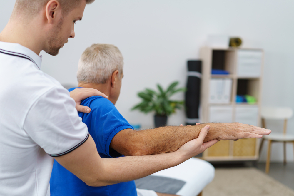 physical therapy for shoulder pain